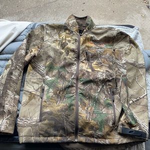 Men’s Size Medium REALTREE Camouflage Zip Up Hunting Jacket. Outdoors.